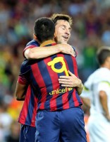 Sánchez marcó en vergonzosa goleada de Barcelona 8-0 sobre Santos de Eugenio Mena
